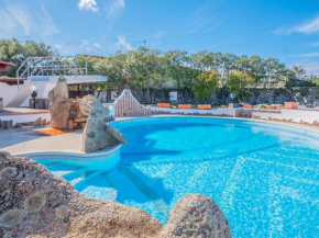 Sardinia Family Villas - Villa Mathilde with private pool Arzachena
